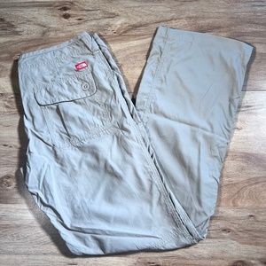 The NORTH FACE Tan Khaki Lightweight NYLON Outdoor Activity Pants Sz 6
